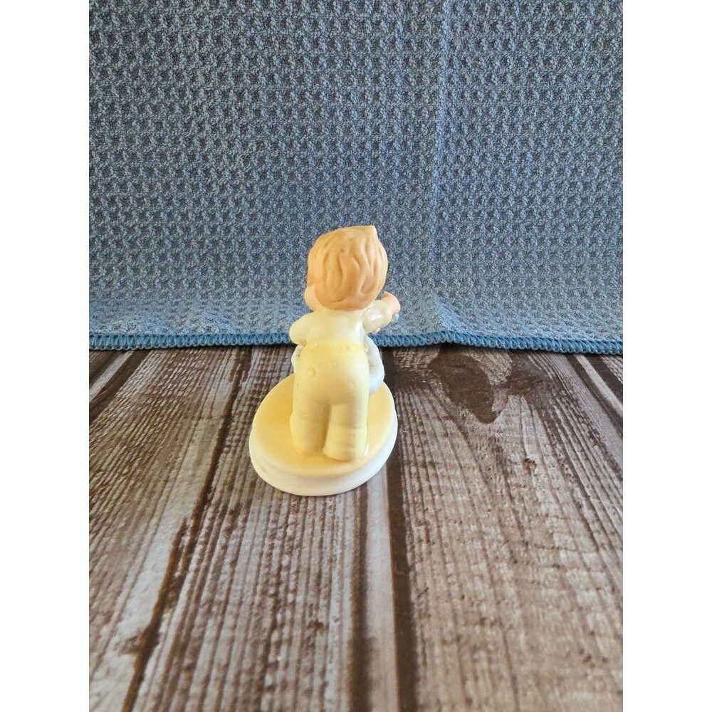 Vintage Lefton China Figurine. Little Boy Bathing His Puppy 2" - Picture 3 of 6